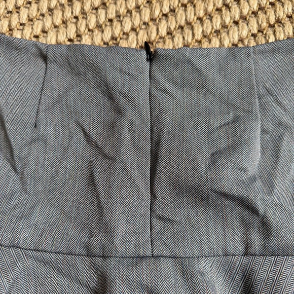 Heart soul Herringbone Gray Ruffled Mini Skirt Size Small S or 3 Academia Siren - Picture 3 of 8